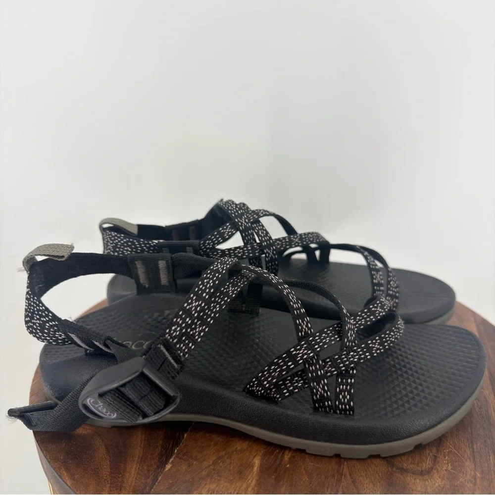 Chaco Youth Size 4 Z/1 Classic‎ Sandals Black Adjustable Strappy Hiking Outdoor
